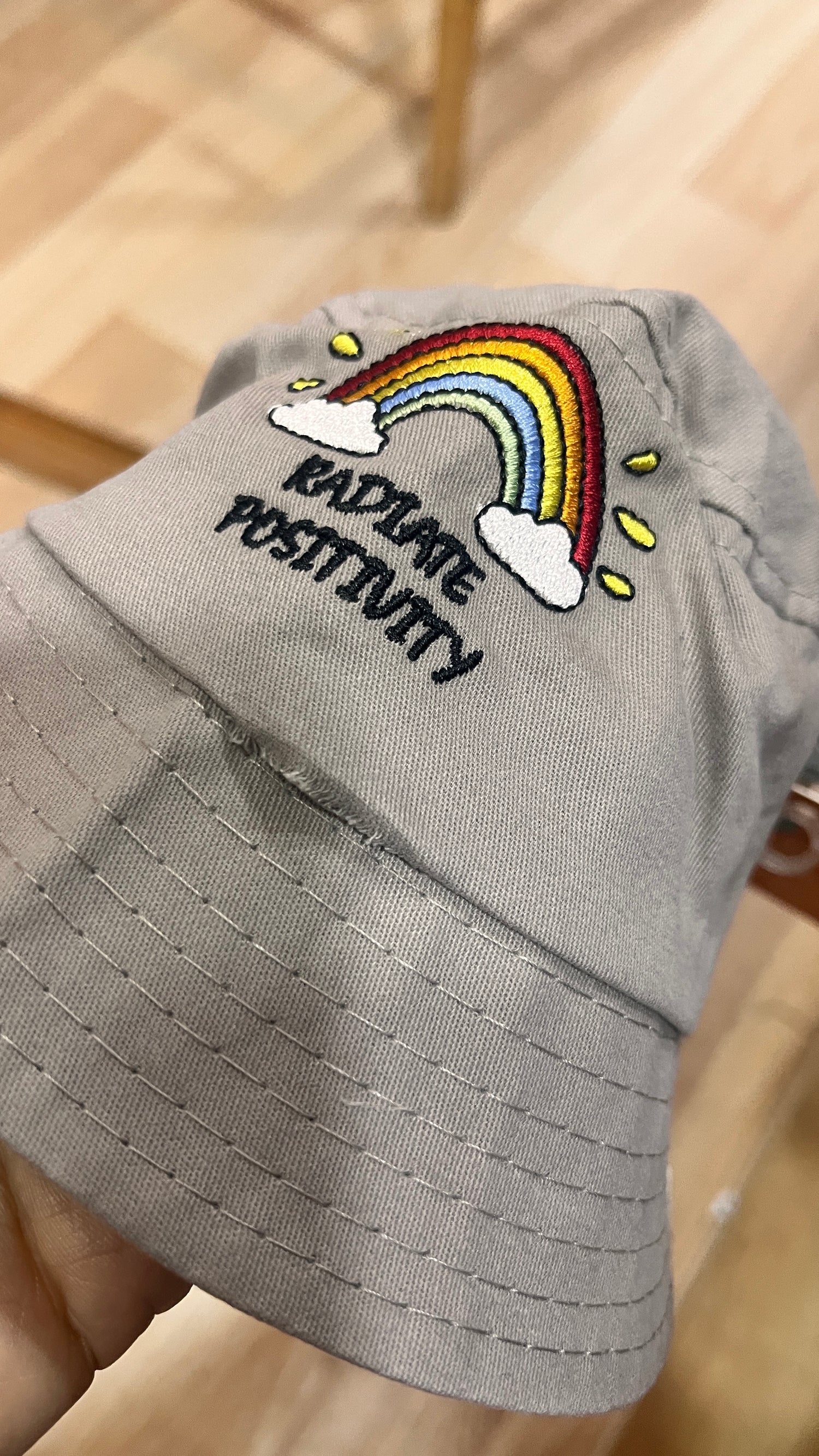 OUTLET Rainbow Bucket Şapka
